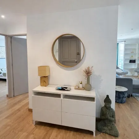 Grand Lumineux - Centre Et Gare A Pied Apartment