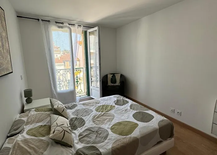 Grand appartement lumineux - centre et gare à pied * Perpinhã